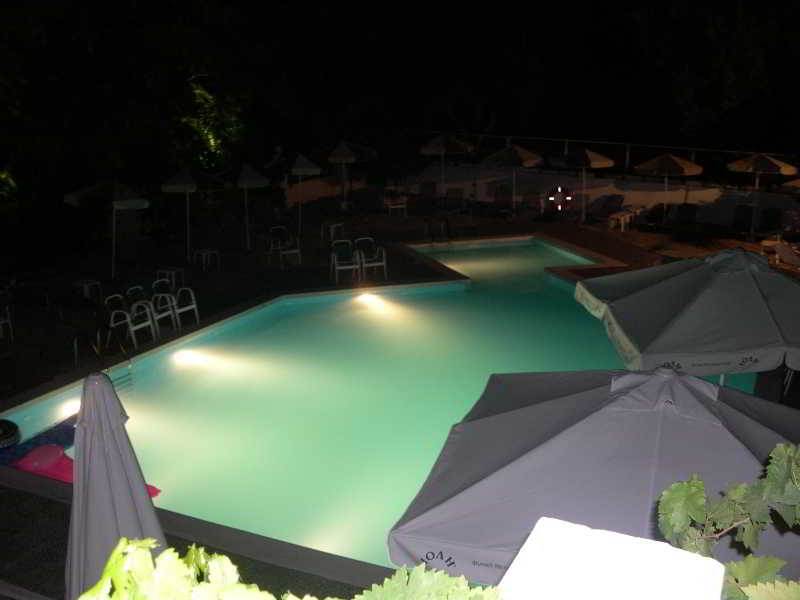 Paradise Hotel 萨摩斯 外观 照片