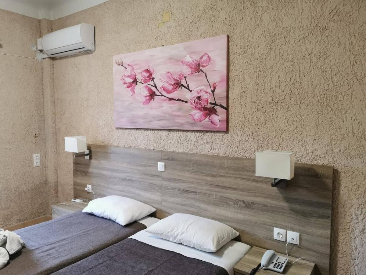Paradise Hotel 萨摩斯 外观 照片
